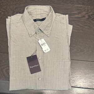 New with Tags !  Zegna Sport Dress Shirt. Size XL. Gray w/ lines .
